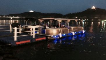 阆中古城船游嘉陵江游船观光
