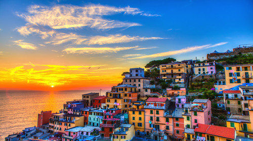 夕阳下的五渔村