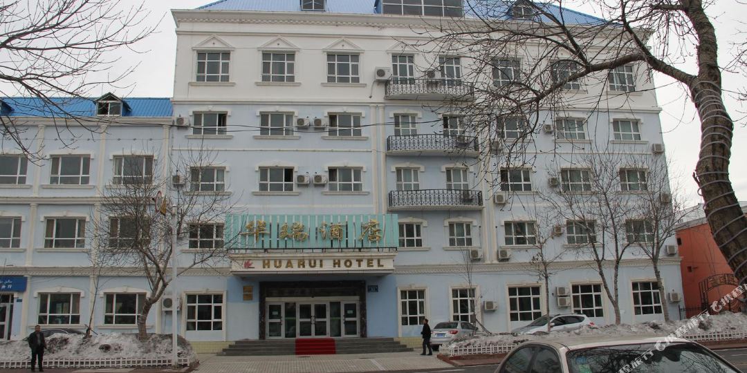 布尔津集萃酒店
