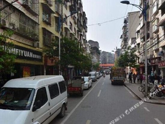 【携程攻略】重庆集结号真人CS大学城莲花湖