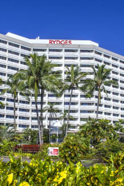 Rydges Esplanade Resort Cairns, an EVT hotel