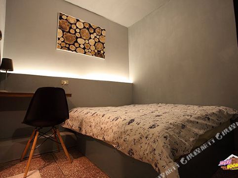 五月家青年旅舍