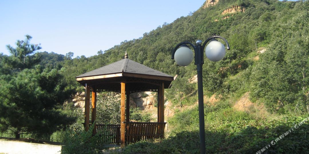 倍镜峡谷山庄