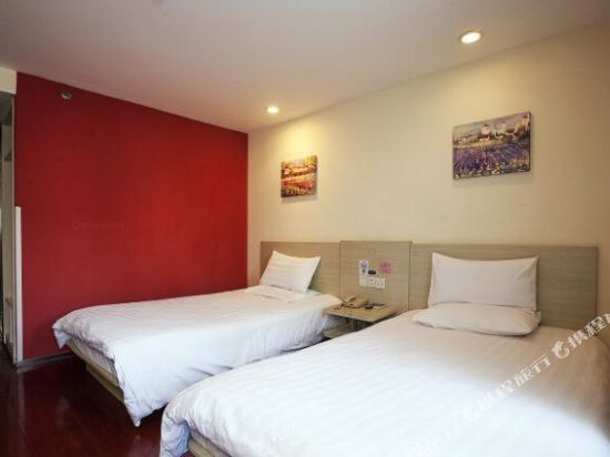 汉庭酒店(上海川沙地铁站店)附近酒店宾馆, 上