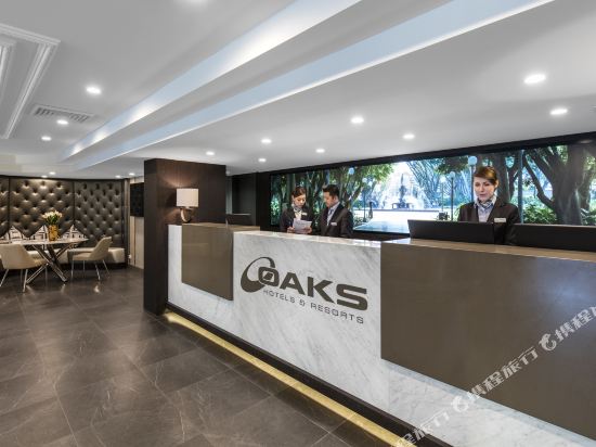 Ϥ¿˹¹԰㳡ƵOaks Hyde Park Plaza Sydney 