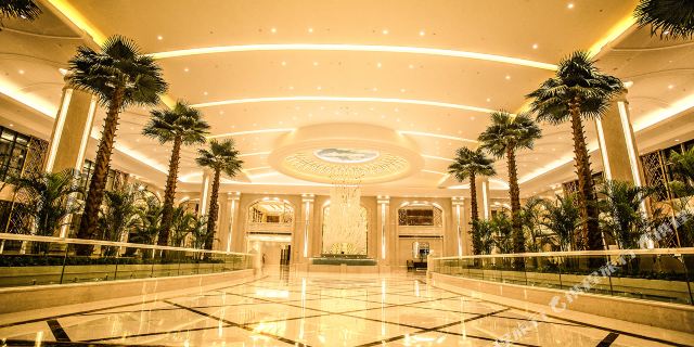 上海富悦大酒店1-2晚+可加购欢乐谷\/月湖雕塑