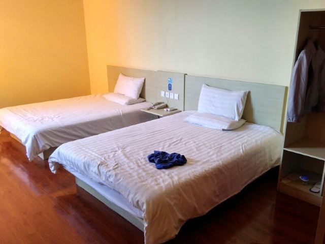 定边汉庭酒店有到西安的火车吗?