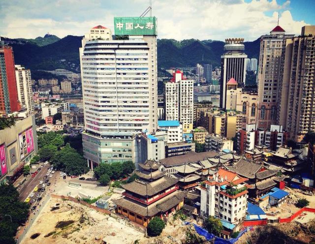 解放碑中央商务区重庆高楼重庆滨江江景楼盘重