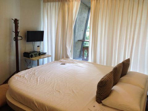 怎么卖酒店客房 CggYr1bJ8AWAMkvWAALWVmmoFqw628_R_550_412.jpg