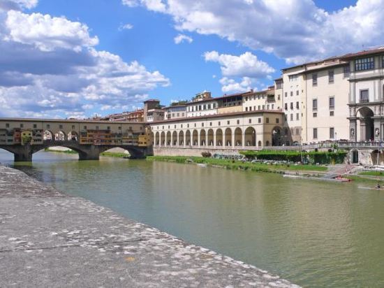 【携程攻略】恩宠桥门票,佛罗伦萨恩宠桥攻略