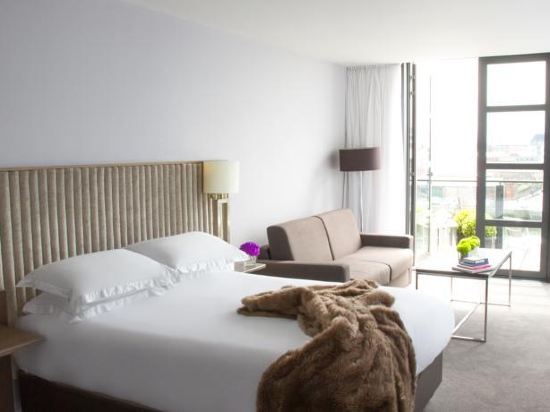 【携程攻略】都柏林珍妮约翰斯顿大船及饥荒博