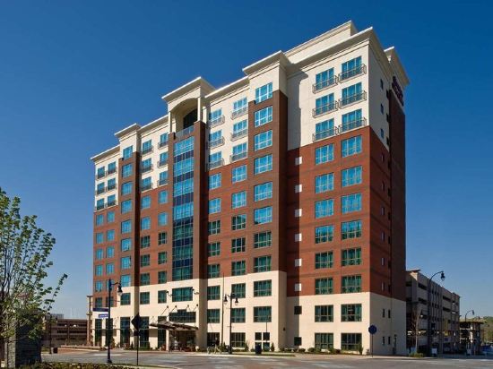 pton Inn & Suites National Harbor\/Alexandria A