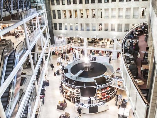 【携程攻略】赫尔辛基Stockmann百货大楼购物