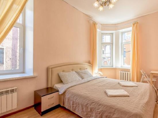 【携程攻略】圣彼得堡Rive Gauche化妆品连锁