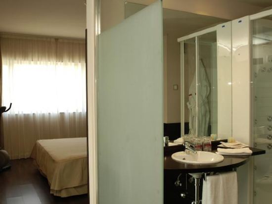 【携程攻略】马德里The Fashion Gallery(马德里