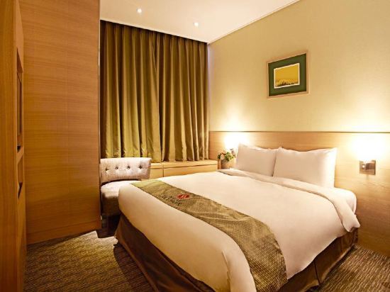 ׶ľƵHotel Skypark Central Myeongdong Seoul 