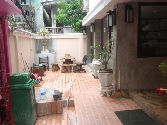 曼谷微笑布里房屋酒店预订及价格查询