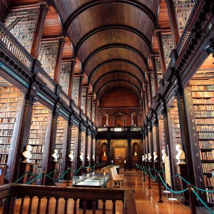 都柏林圣三一学院图书馆+爱尔兰国立美术馆+都柏林城堡一日游 都柏林圣三一学院图书馆+爱尔兰国立美术馆+都柏林城堡一日游