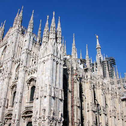 意大利米兰+米兰大教堂一日游