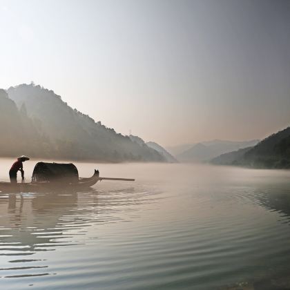 湖南长沙+郴州+韶山+衡山+岳阳8日7晚跟团游