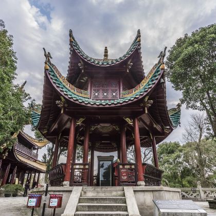 湖南长沙+韶山旅游区+岳阳楼景区4日3晚跟团游 湖南长沙+韶山旅游区+岳阳楼景区4日3晚跟团游