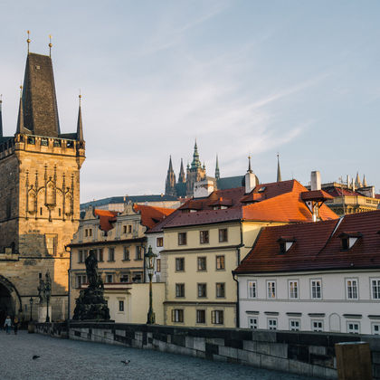 捷克布拉格旧市政厅+查理大桥+布拉格城堡+布拉格老城广场+布拉格天文钟一日游