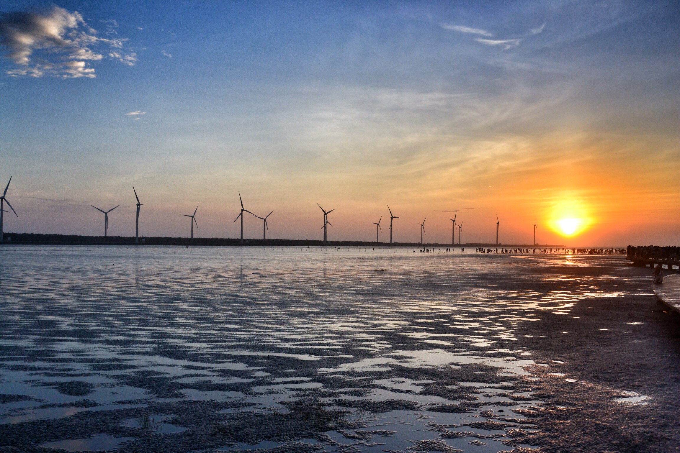 【包车游酒店接送】台中+阿里山国家风景区+姊妹潭+奋起湖 【包车游酒店接送】台中+阿里山国家风景区+姊妹潭+奋起湖