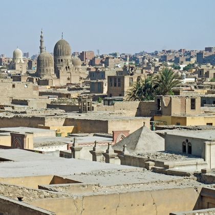埃及开罗开罗塔+固力宫+死人之城一日游