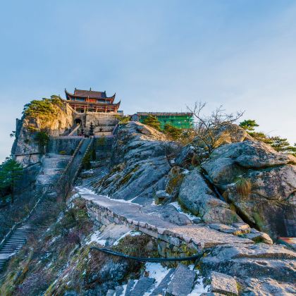 齐云山景区+九华山3日2晚跟团游