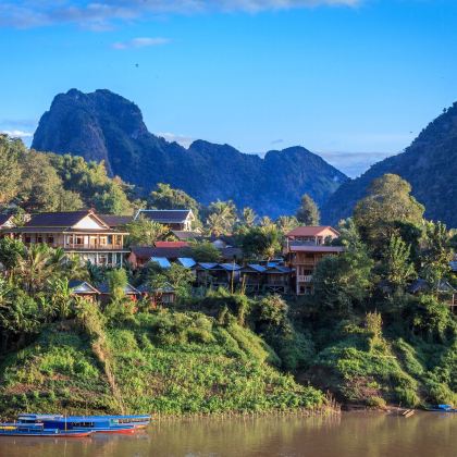 老挝万象省+琅勃拉邦省7日跟团游