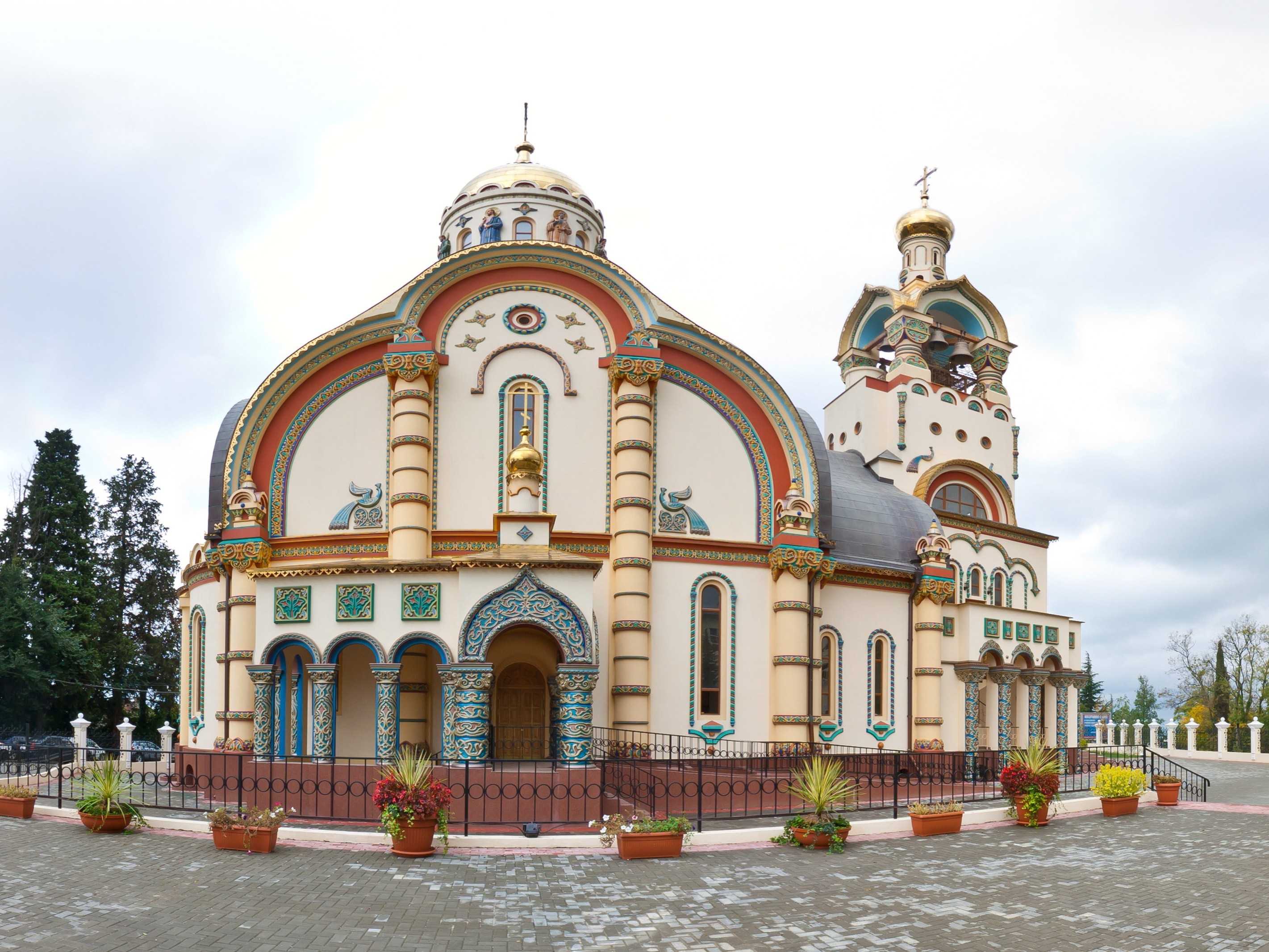 俄罗斯9日跟团游(3钻)·黑海之滨度假圣地 :索