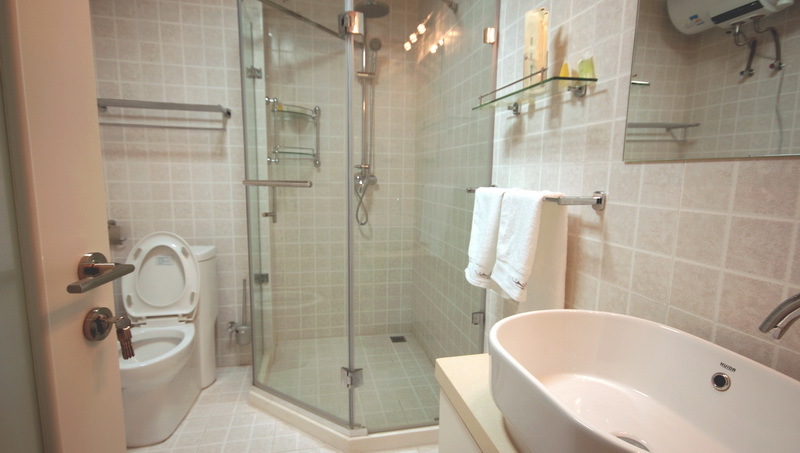 娜海景公寓(湾海一号店)1晚+动物园\/新澳海底世