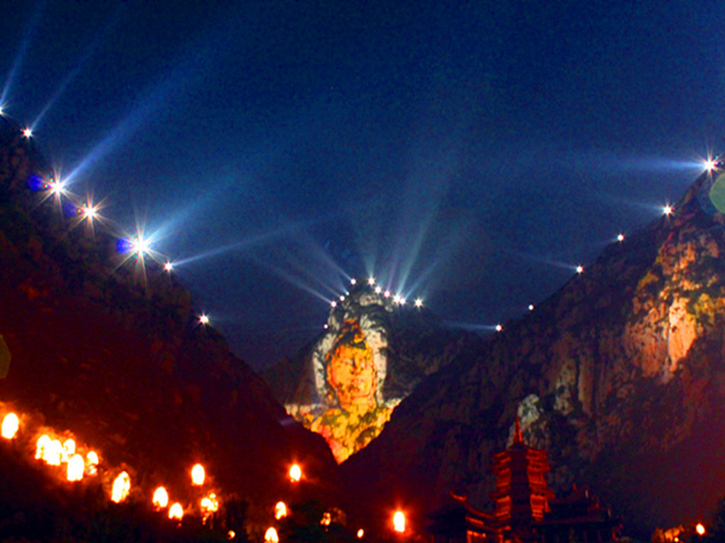 西安兵马俑+华山+壶口瀑布+龙门石窟+少林寺8日跟团游(4钻)·超值红色连线 延安圣地 一晚挂五-【携程旅游】