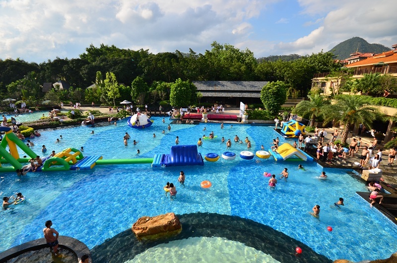 中山温泉宾馆1晚+中山温泉欢乐水世界门票--亲子同游水世界-【携程自由行景酒套餐】