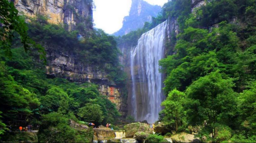 宜昌+长江三峡+神农架4日3晚跟团游(2钻)·大九湖+三峡大瀑布+世纪工程-【携程旅游】