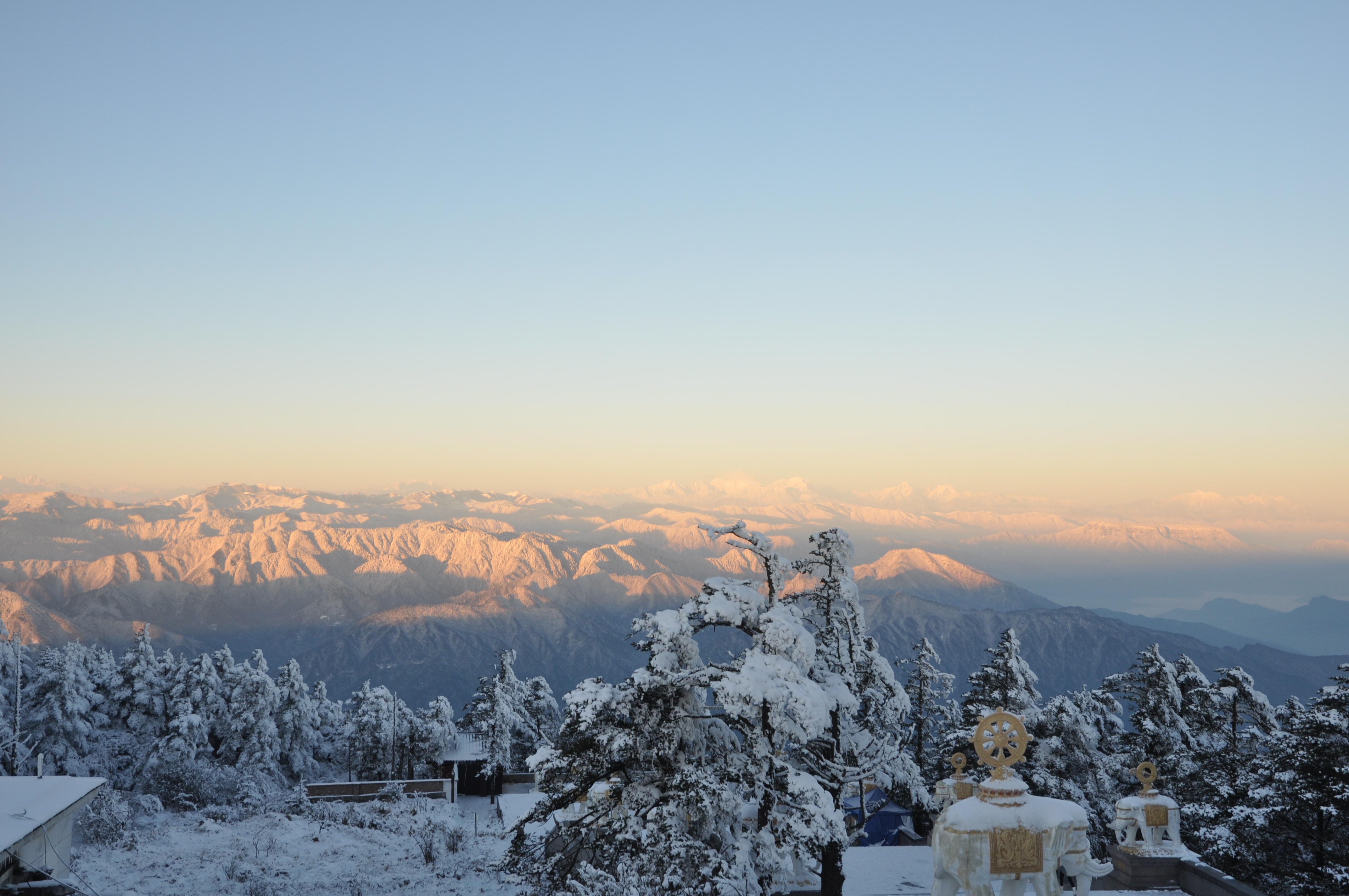 乐山旅游线路攻略_上海到乐山自助游_自由行