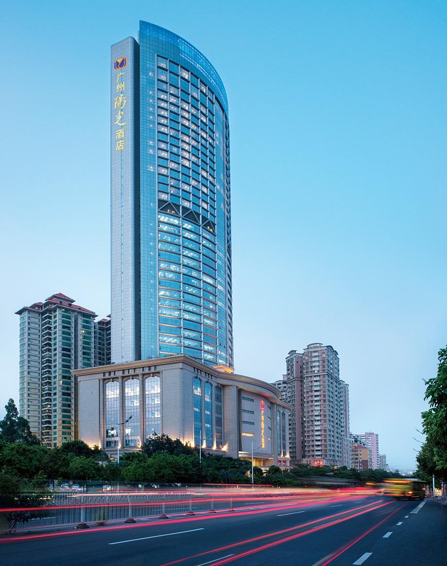 广州阳光酒店1晚+双人电影票+双人自助早餐,可