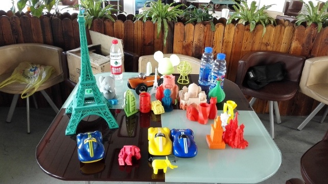 3D打印机的时代来啦,还没玩过的小伙伴千万别