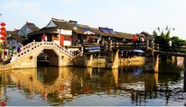 江苏周庄古镇旅游景点_周庄旅游收入(2)