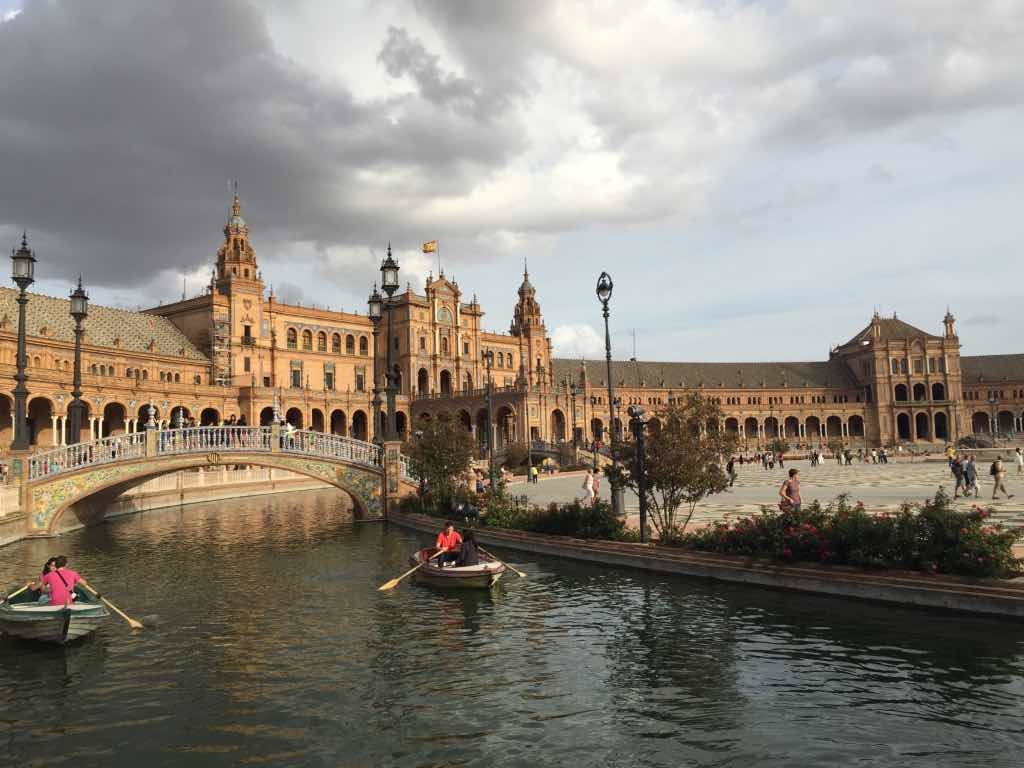 西班牙旅游怎么样,西班牙旅游好玩吗