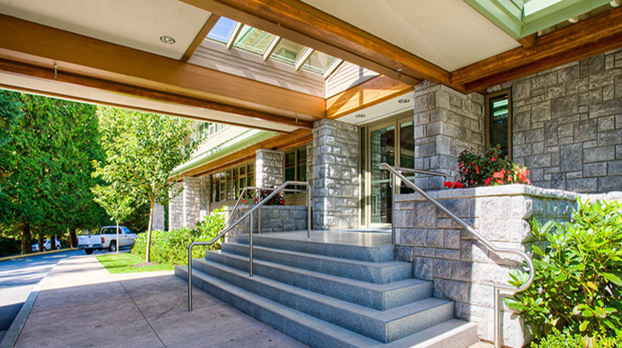 【一人成团】加拿大贵族私立圣乔治中学特色学