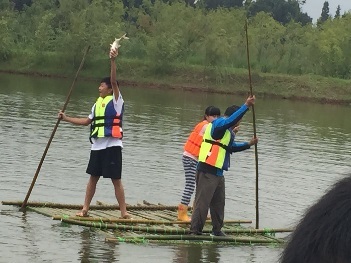 好多鱼,不是吃的是游戏啦 萌娃大战鲤鱼怪