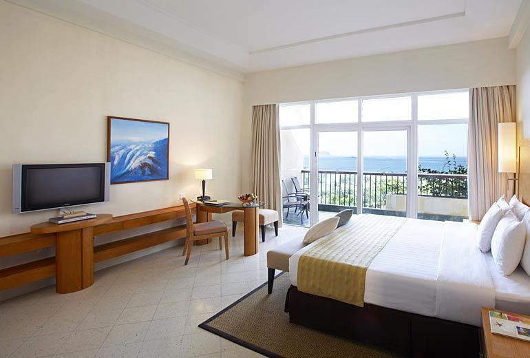 【双湾畅游+喜来登5天4晚双酒店连住】三亚喜