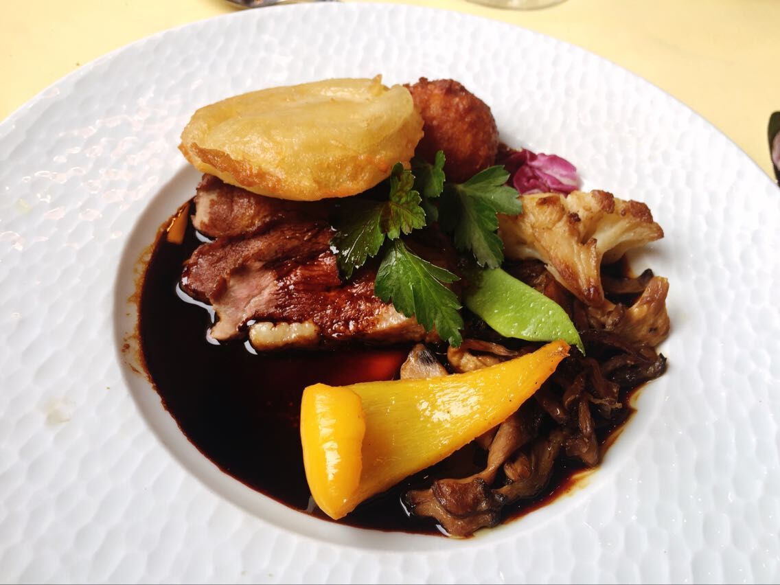 法国巴黎+卢瓦尔河谷+圣米歇尔山+鲁昂10日跟