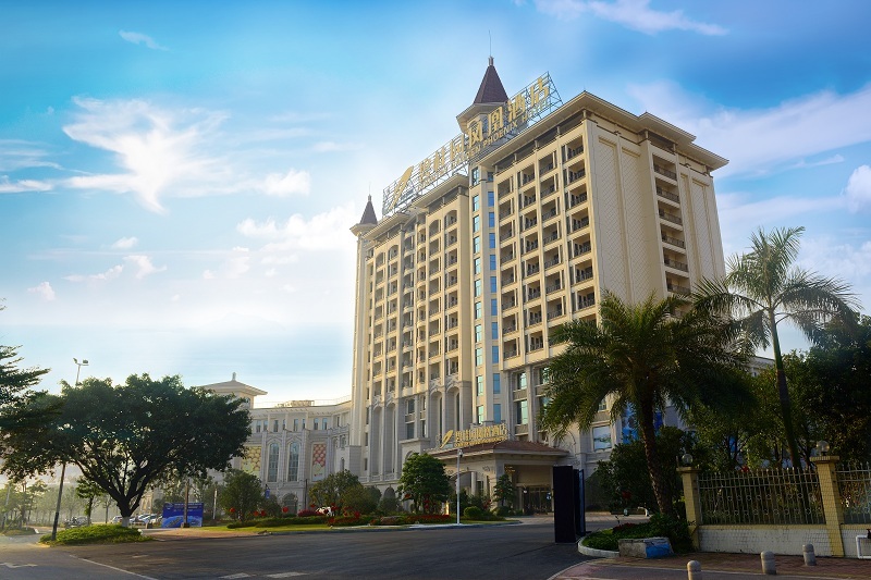 五一、周末特价!佛山龙江碧桂园凤凰酒店1晚+根据礼盒自选李小龙乐园\/ 西樵山\/ 西岸森林生态园-挑战1853套票!【龙江超五钻精选】 -【携程自由行景酒套餐】