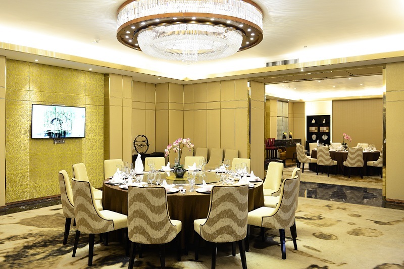 五一、周末特价!佛山龙江碧桂园凤凰酒店1晚+根据礼盒自选李小龙乐园\/ 西樵山\/ 西岸森林生态园-挑战1853套票!【龙江超五钻精选】 -【携程自由行景酒套餐】