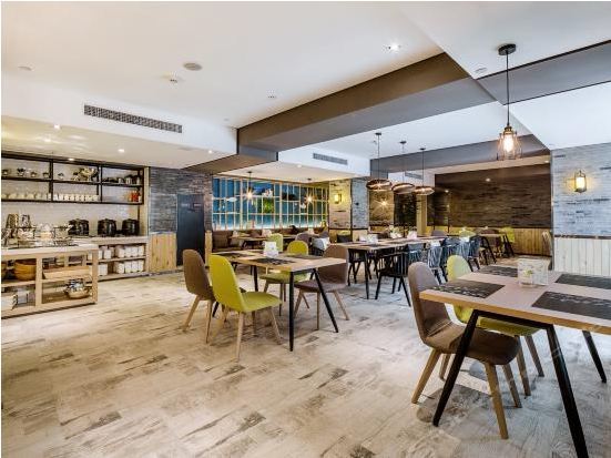 杭州玉泉亚朵酒店+免费停车场+免费WIFI·靠