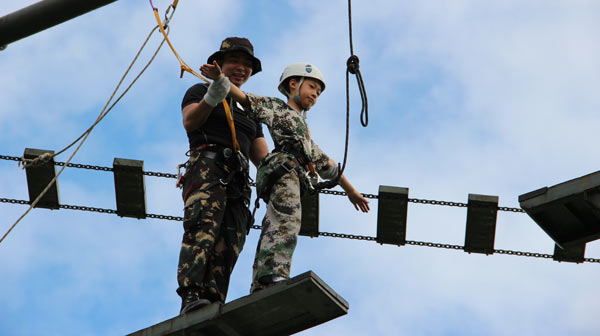 成都7天军事夏令营·部队生活体验,学习军人良