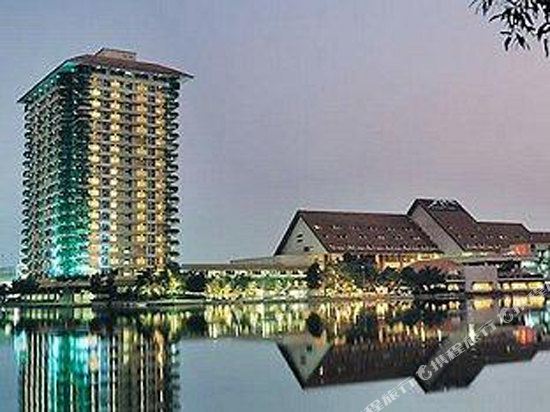 吉隆坡梳邦假日别墅酒店及套房(Holiday Villa H