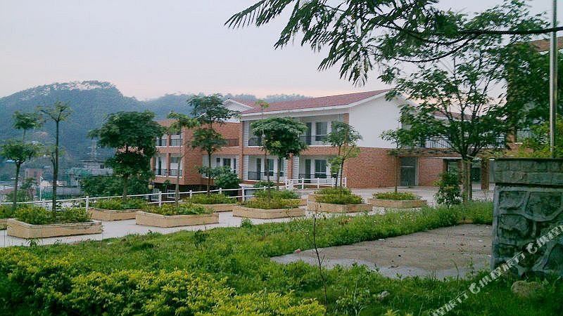 地址(位置,怎么去,怎么走):  良口镇碧水新村怡乐路三区一街108号